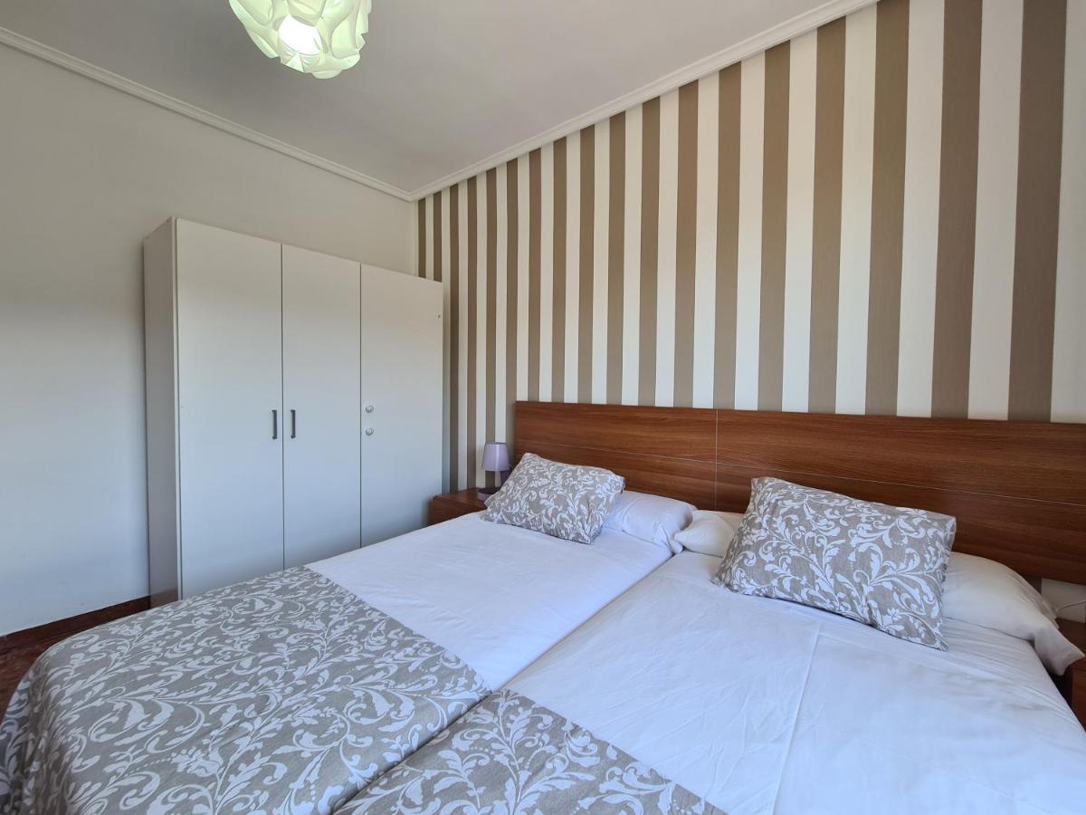 Dos Torres Tauriel - Espacioso Apartamento Con Impresionantes Vistas Y Garaje Privado Saragoça Exterior foto