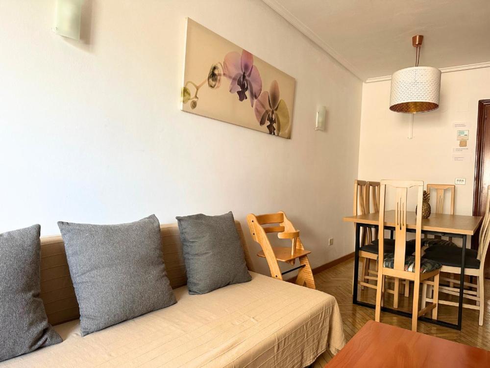Dos Torres Tauriel - Espacioso Apartamento Con Impresionantes Vistas Y Garaje Privado Saragoça Exterior foto